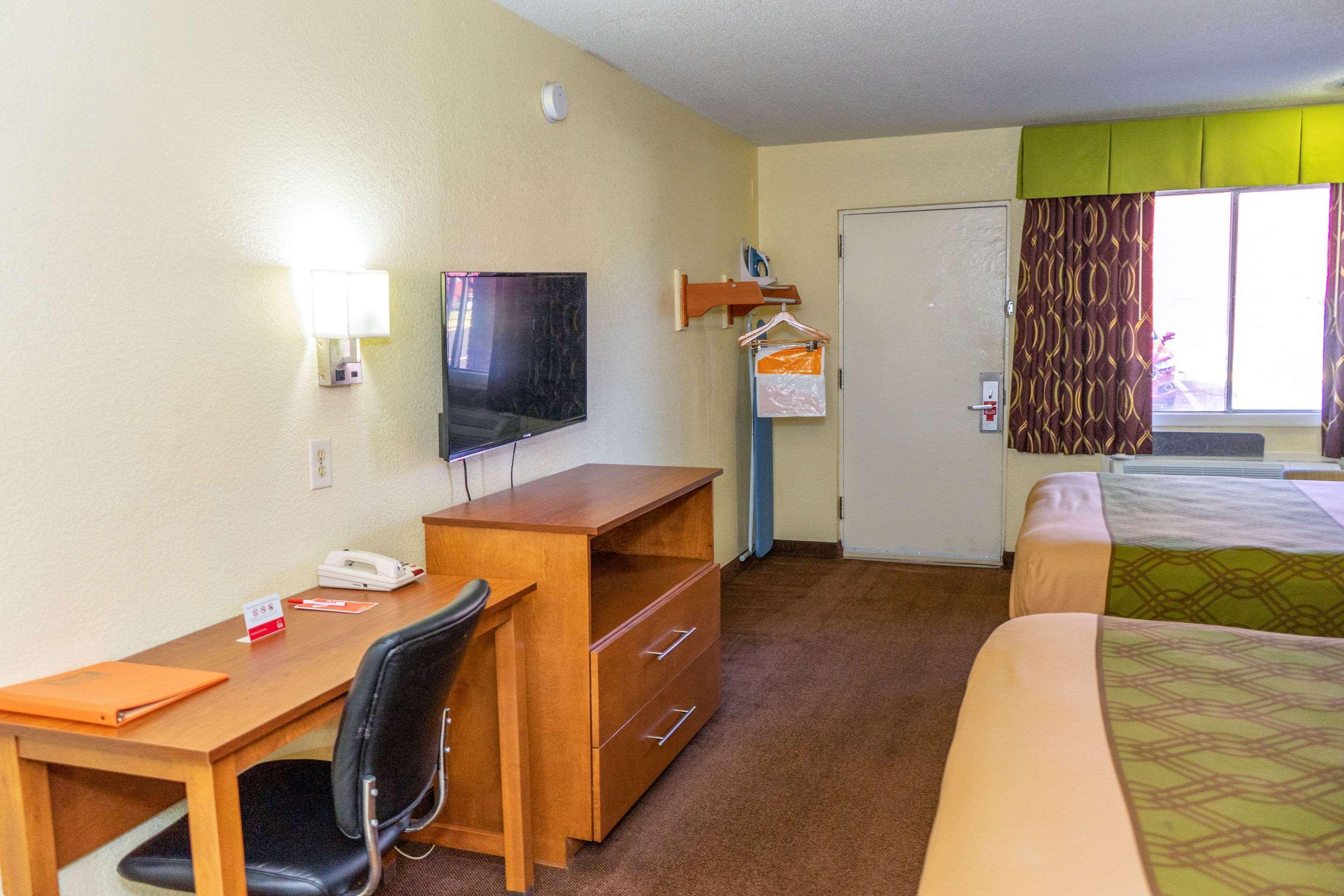 Econo Lodge Weldon - Roanoke Rapids Exteriér fotografie