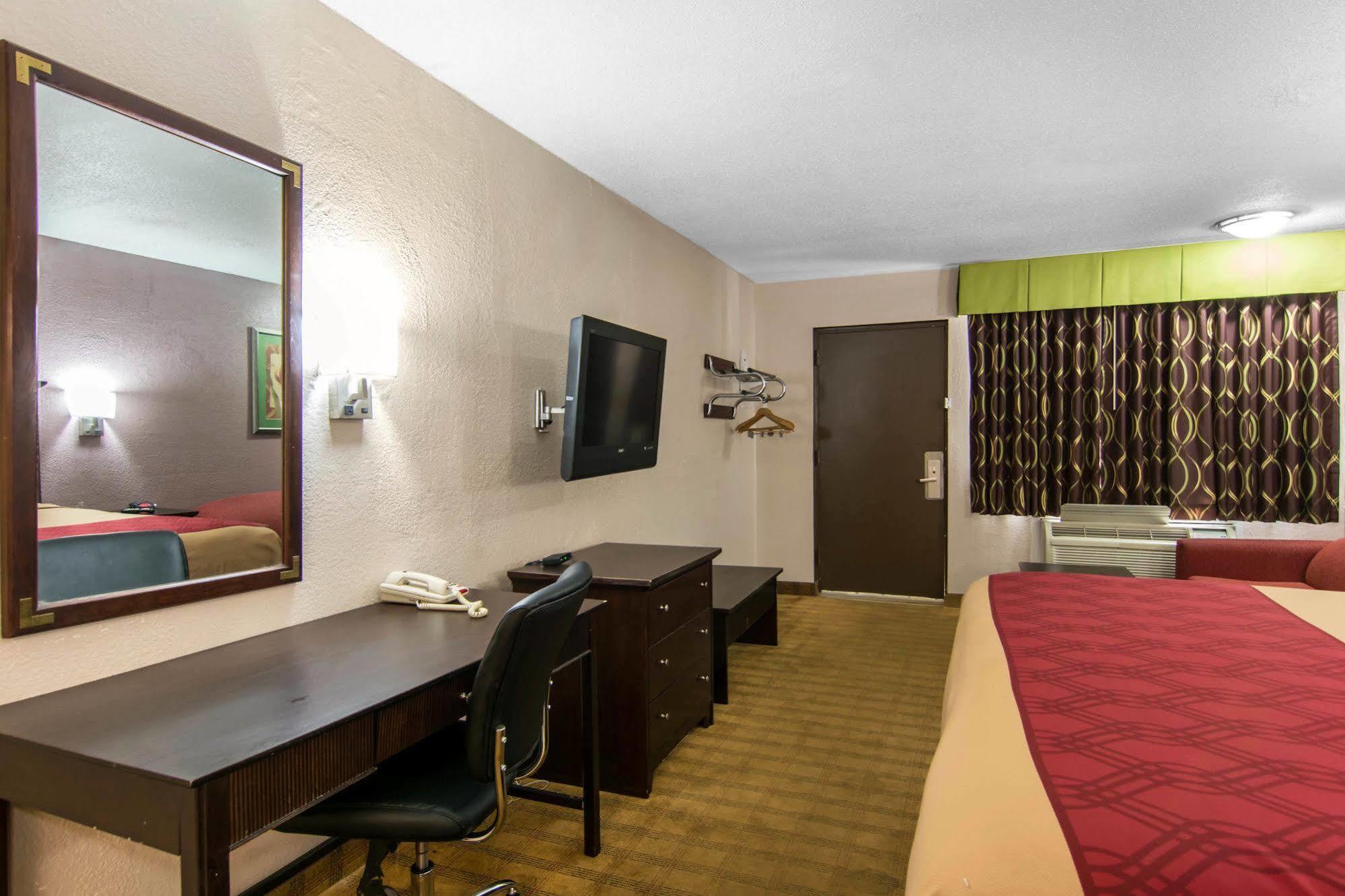 Econo Lodge Weldon - Roanoke Rapids Exteriér fotografie